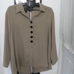 Yushi oversized women's square button up crinkle blouse Taupe Size XL